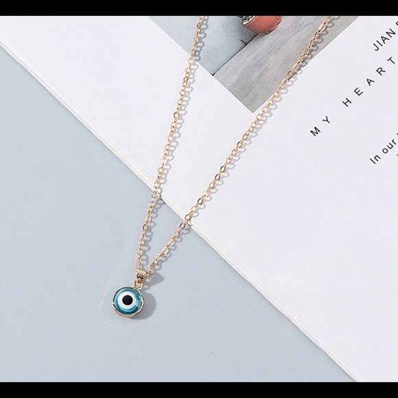 Urban Outfitters Lucky Evil Eye Necklace - Picture 2 of 2
